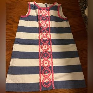 Girls Vineyard Vines size 6 dress. Blue and white pinstripes w/ pink embroidery